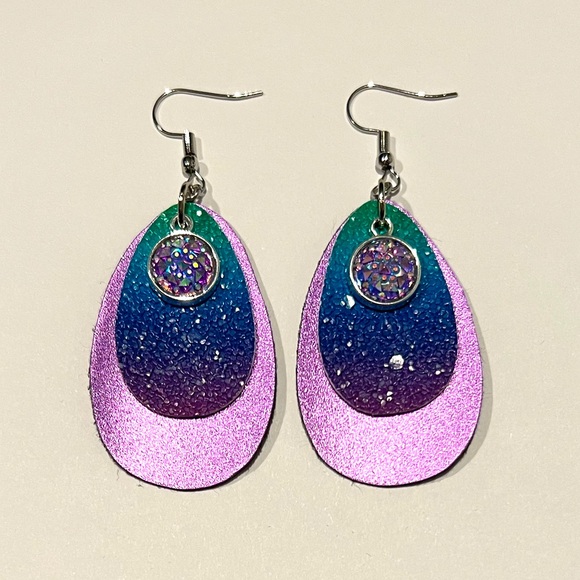 Dynamic Duo Designs Jewelry - Purple gem charm faux leather earrings
